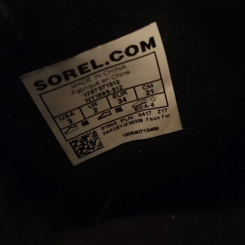 Sorel Purple Boots - Picture 7 of 7